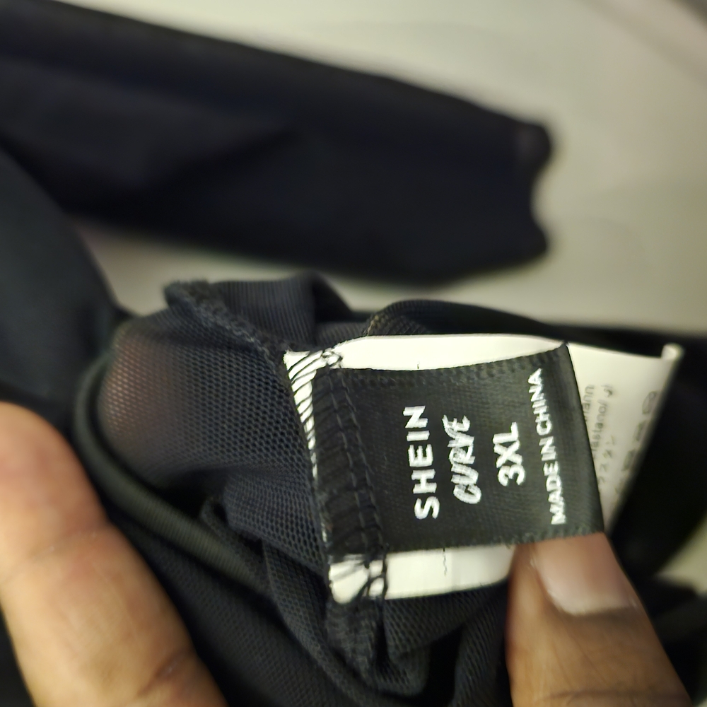 Shein Curve Black Garment